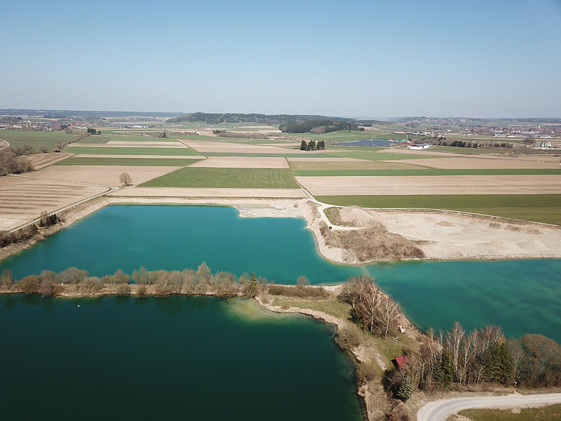 Luftaufnahme, Luftbild vom Baggersee in Attenhausen