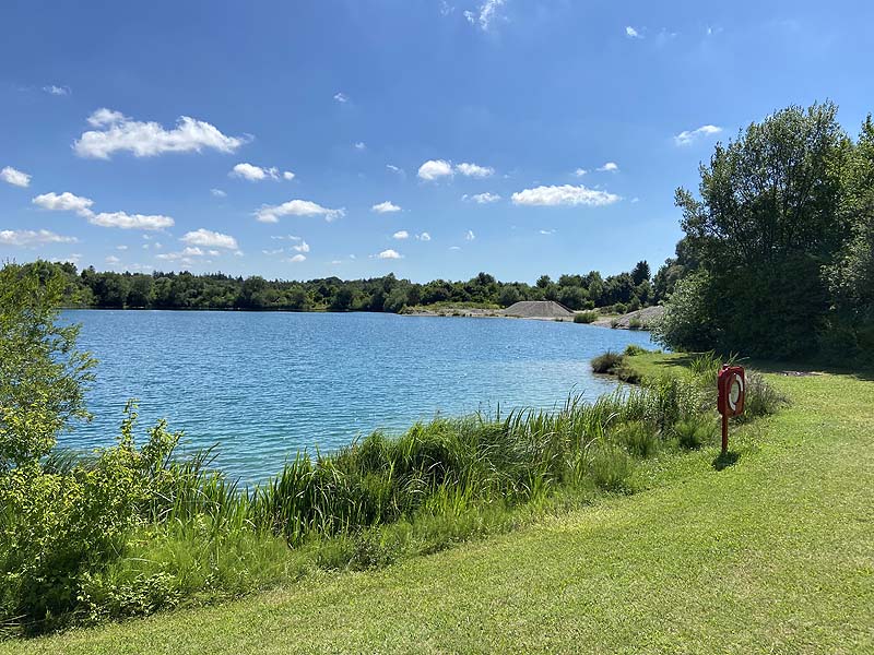 Der Badesee Bibione in Oberndorf am Lech in Bayern