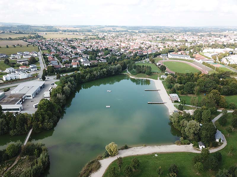 Luftaufnahme, Luftbild vom Badesee Pocking