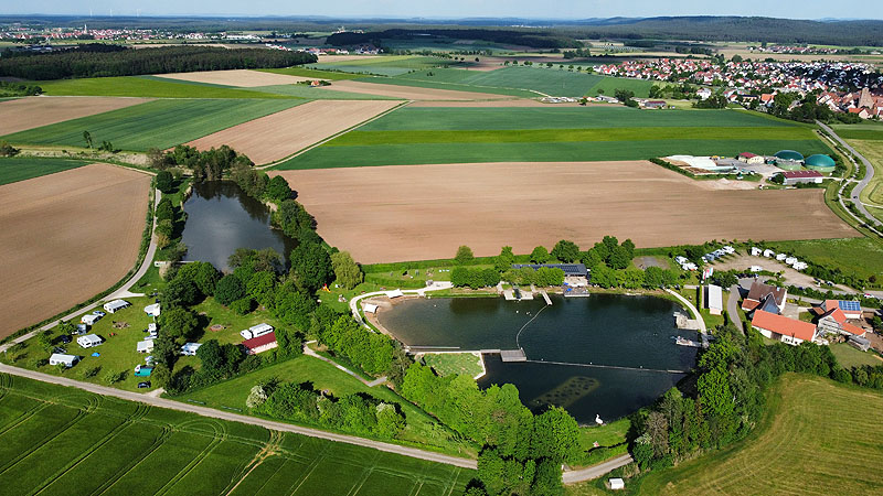 Luftaufnahme, Luftbild vom Naturfreibad Weißbachmühle in Merkendorf