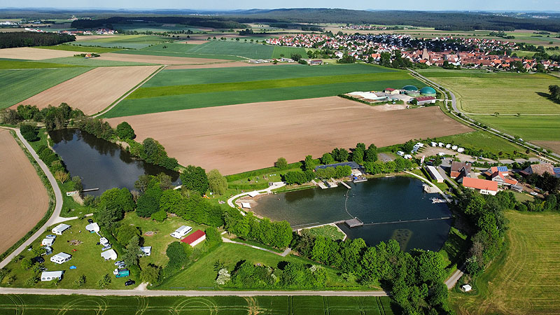 Luftaufnahme, Luftbild vom Naturfreibad Weißbachmühle in Merkendorf