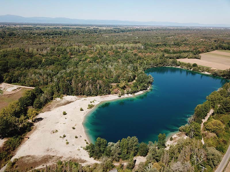 Luftaufnahme, Luftbild vom Baggersee Zienken