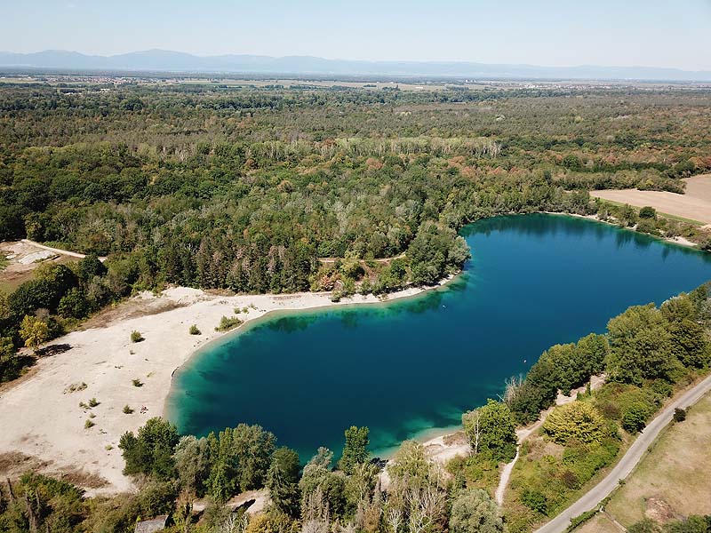 Luftaufnahme, Luftbild vom Baggersee Zienken