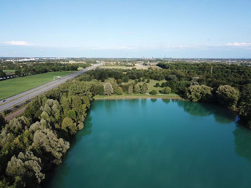 Luftaufnahme vom Birkensee in München