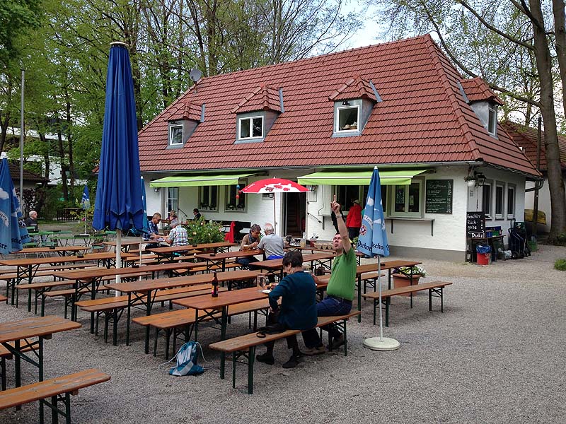 Das Bootshaus der Naturfreunde in München