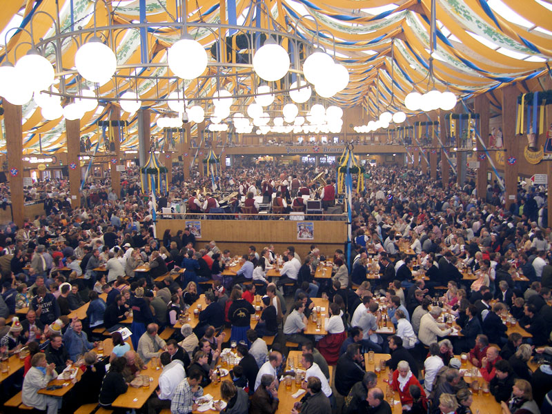 Die Bräurosl auf dem Münchner Oktoberfest (Hacker-Pschorr)