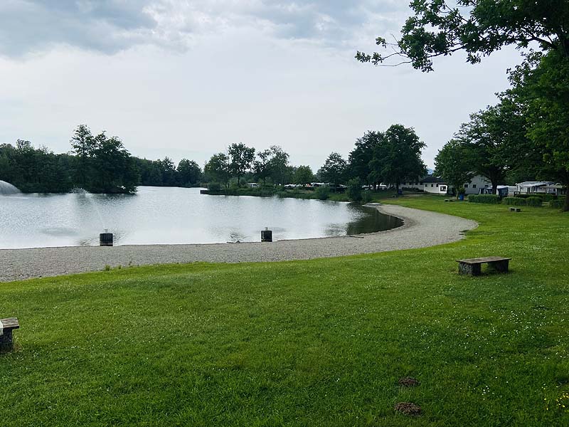 Der Badesee Natursee Oberbruch am Campingplatz Adam in Bühl