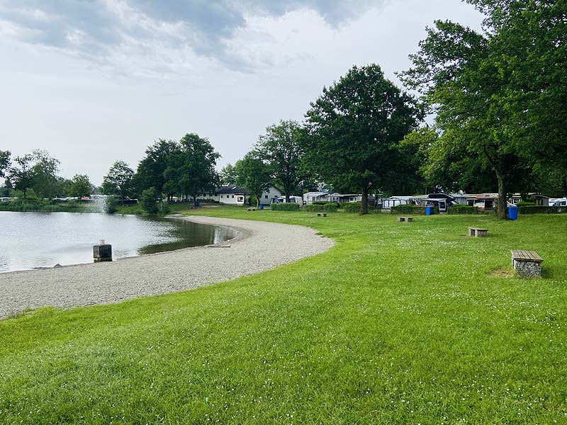 Der Badesee Natursee Oberbruch am Campingplatz Adam in Bühl