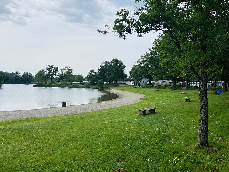 Der Badesee Natursee Oberbruch am Campingplatz Adam in Bühl