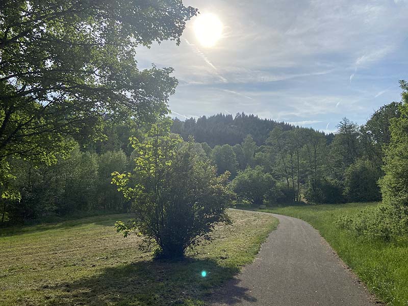 Der Badesee Diebach-Stausee in Fichtenberg in Baden-Württemberg