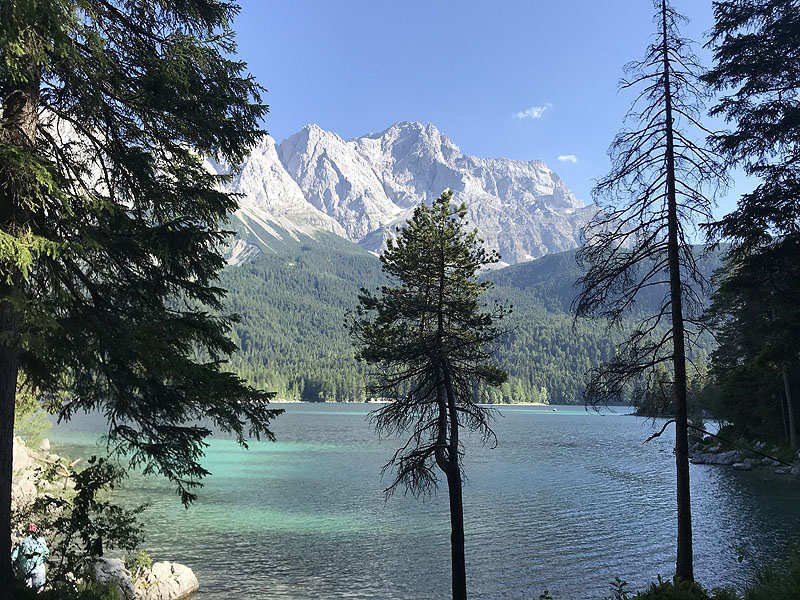 Der Eibsee in Garmisch Partenkirchen