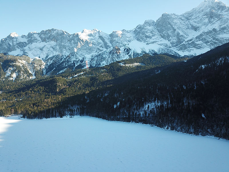 Luftaufnahme, Luftbild vom Eibsee in Garmisch-Partenkirchen