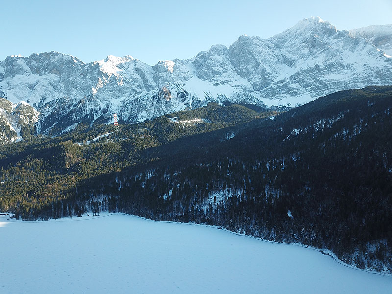 Luftaufnahme, Luftbild vom Eibsee in Garmisch-Partenkirchen