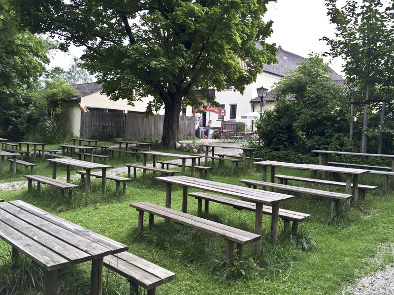 Biergarten Emminger Hof in Sankt Ottilien (Landkreis Landsberg am Lech)