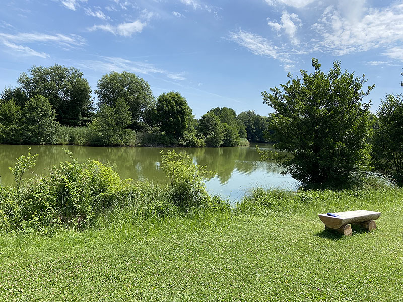 Der Badesee Erlensee in Taufkirchen (Vils)