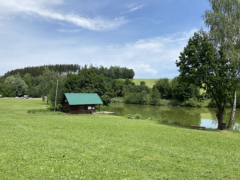 Der Badesee Erlensee in Taufkirchen (Vils)