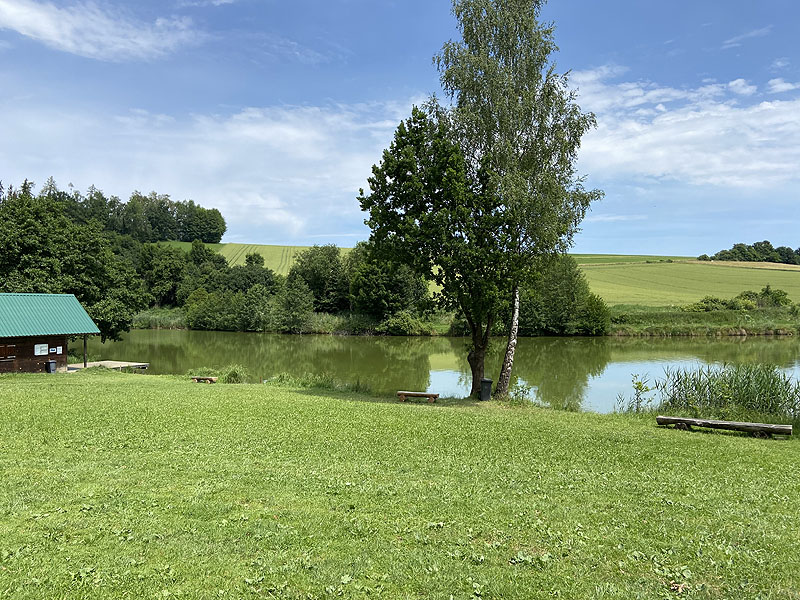 Der Badesee Erlensee in Taufkirchen (Vils)