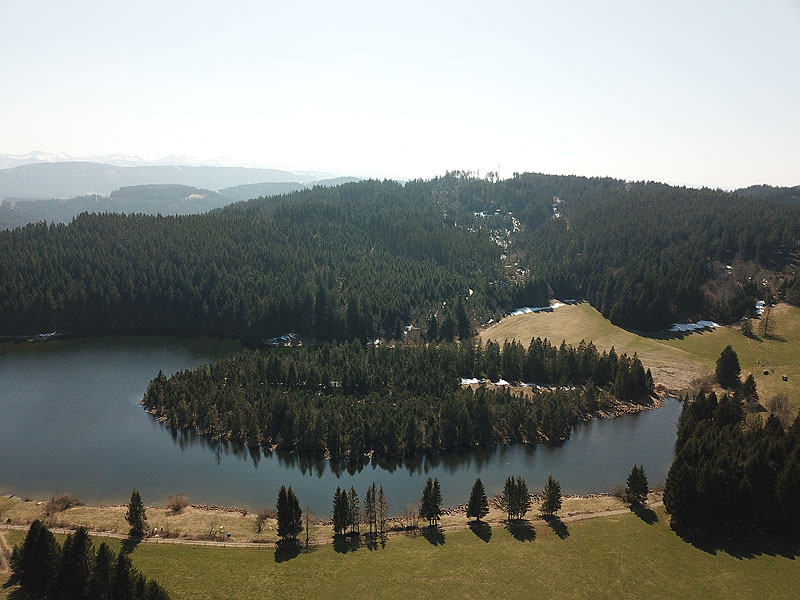 Luftaufnahme, Luftbild vom Eschacher Weiher in Kempten im Allgäu