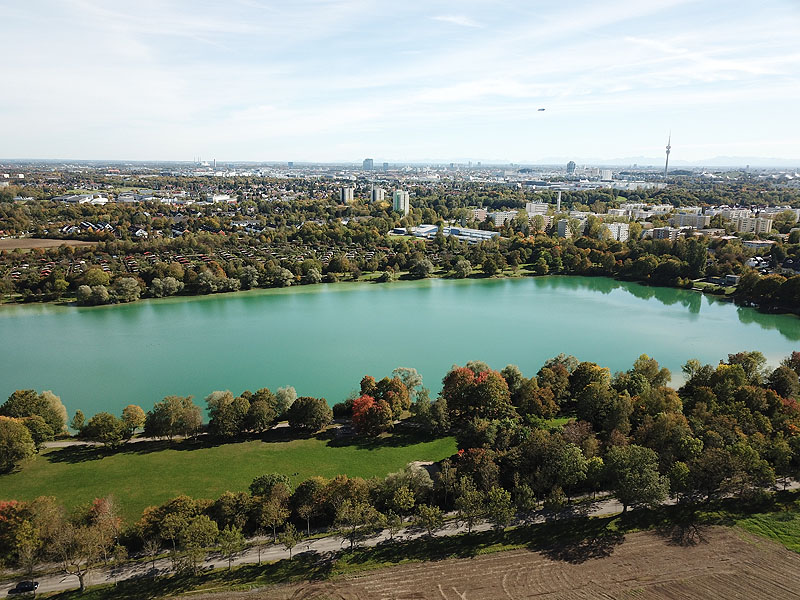 Luftaufnahme, Luftbild vom Fasaneriesee in München