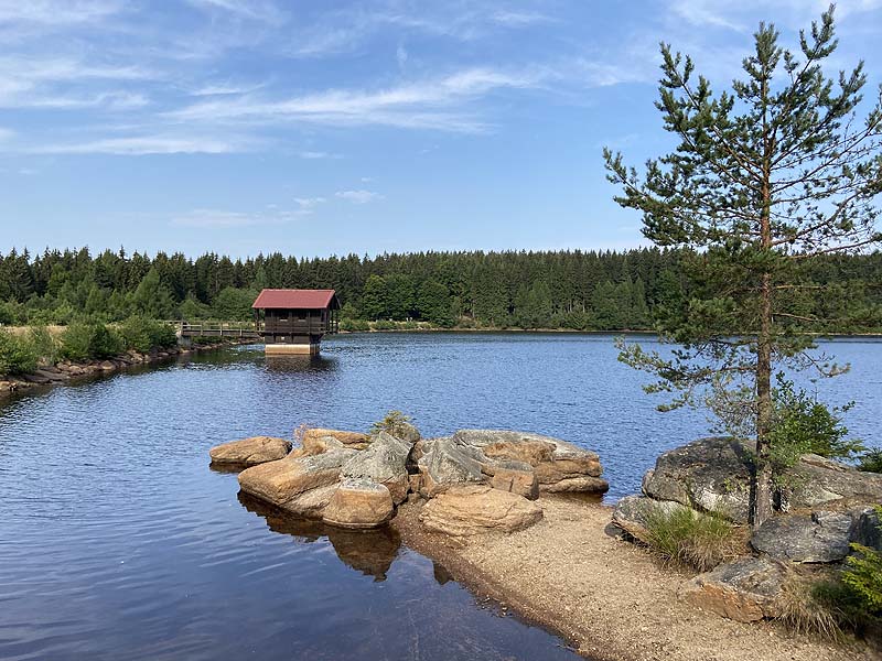 Der Badesee Fichtelsee in Fichtelberg