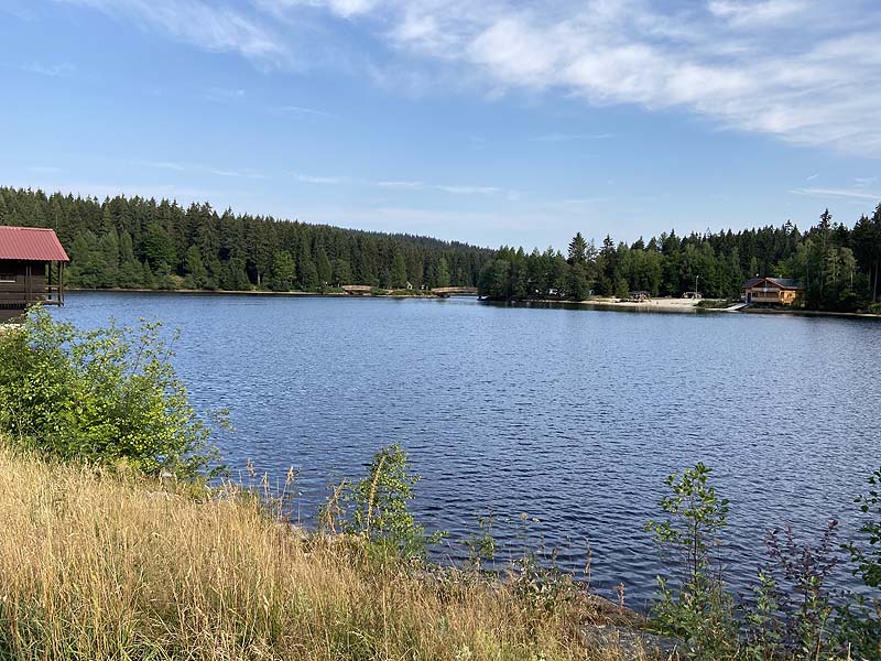 Der Badesee Fichtelsee in Fichtelberg