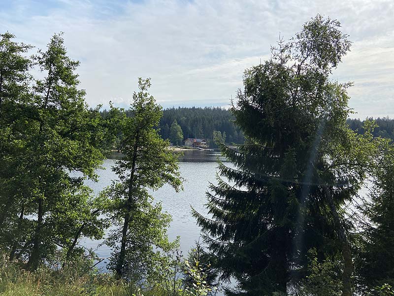 Der Badesee Fichtelsee in Fichtelberg
