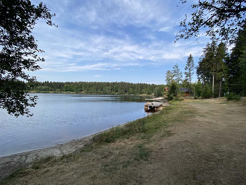 Der Badesee Fichtelsee in Fichtelberg