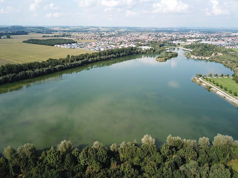 Luftaufnahme, Luftbild vom Naturfreibad Baggersee Pocking