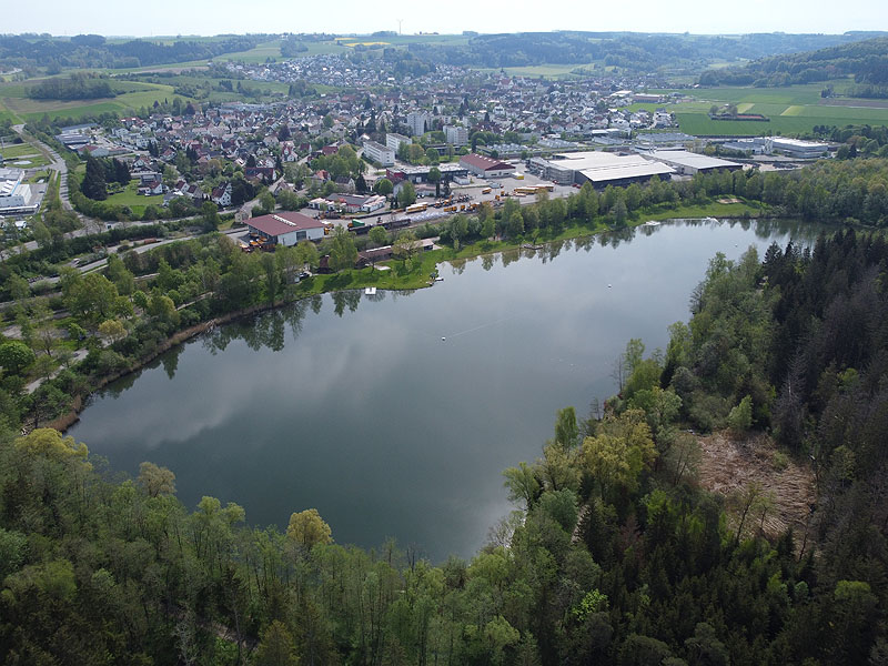 Luftaufnahme, Luftbild vom Freibad Ummendorf in Baden-Württemberg