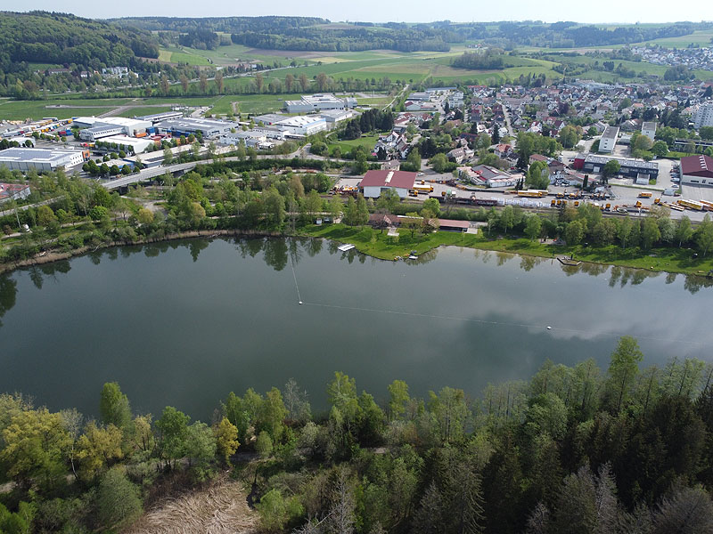 Luftaufnahme, Luftbild vom Freibad Ummendorf in Baden-Württemberg