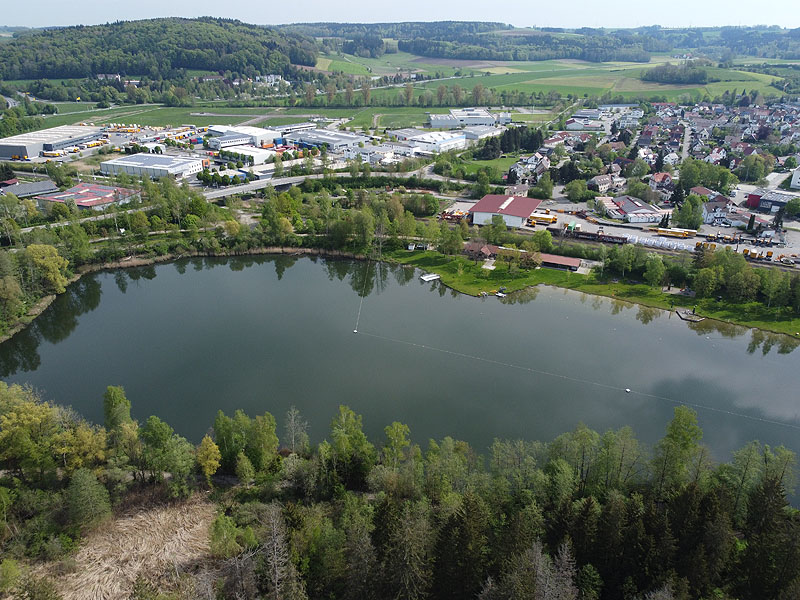 Luftaufnahme, Luftbild vom Freibad Ummendorf in Baden-Württemberg
