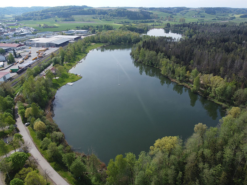 Luftaufnahme, Luftbild vom Freibad Ummendorf in Baden-Württemberg