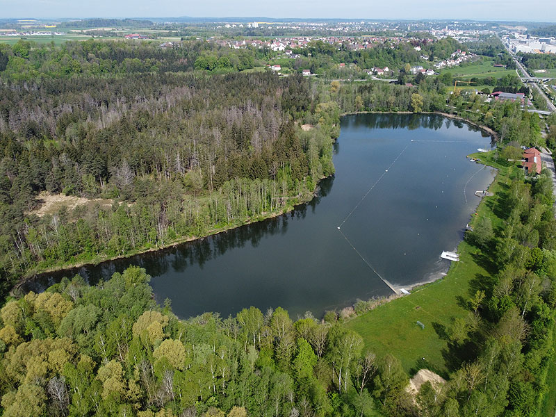 Luftaufnahme, Luftbild vom Freibad Ummendorf in Baden-Württemberg
