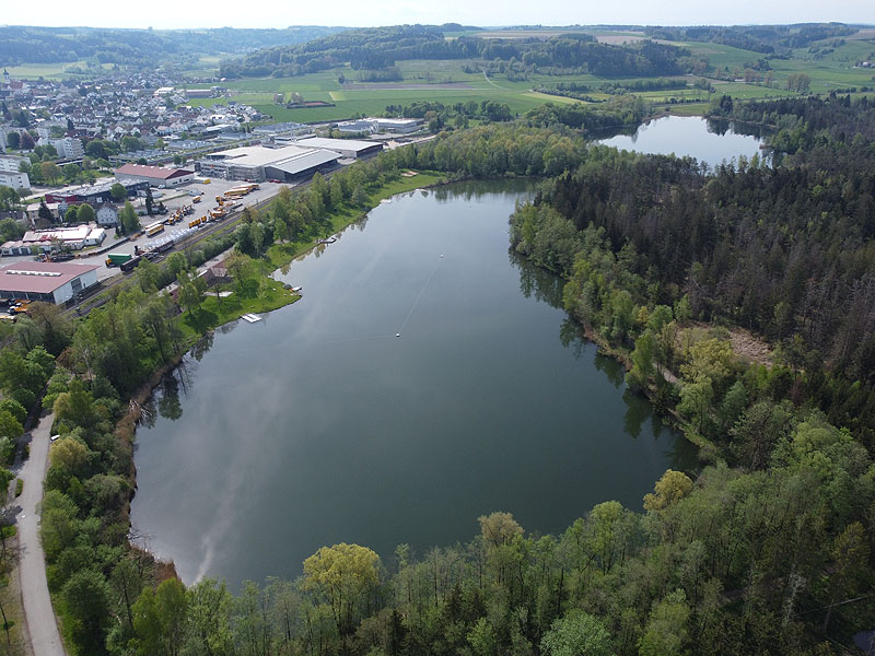 Luftaufnahme, Luftbild vom Freibad Ummendorf in Baden-Württemberg