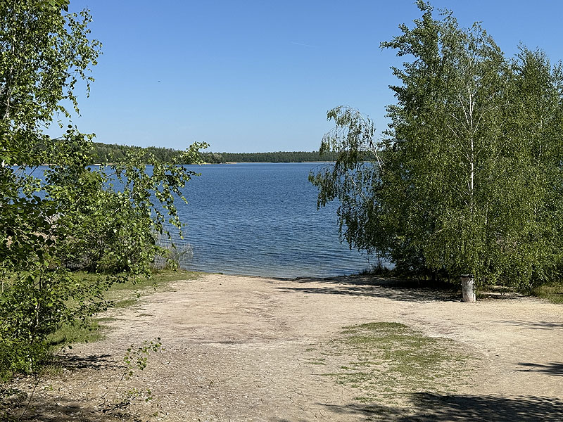 Der Badesee Haselbacher See in Wintersdorf