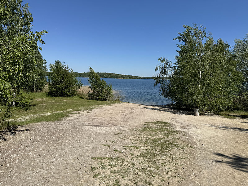 Der Badesee Haselbacher See in Wintersdorf
