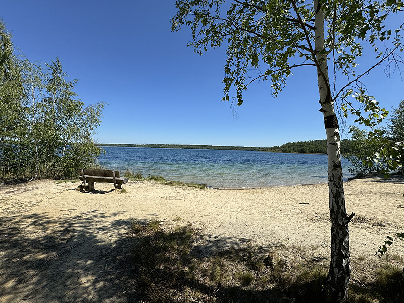 Der Badesee Haselbacher See in Wintersdorf