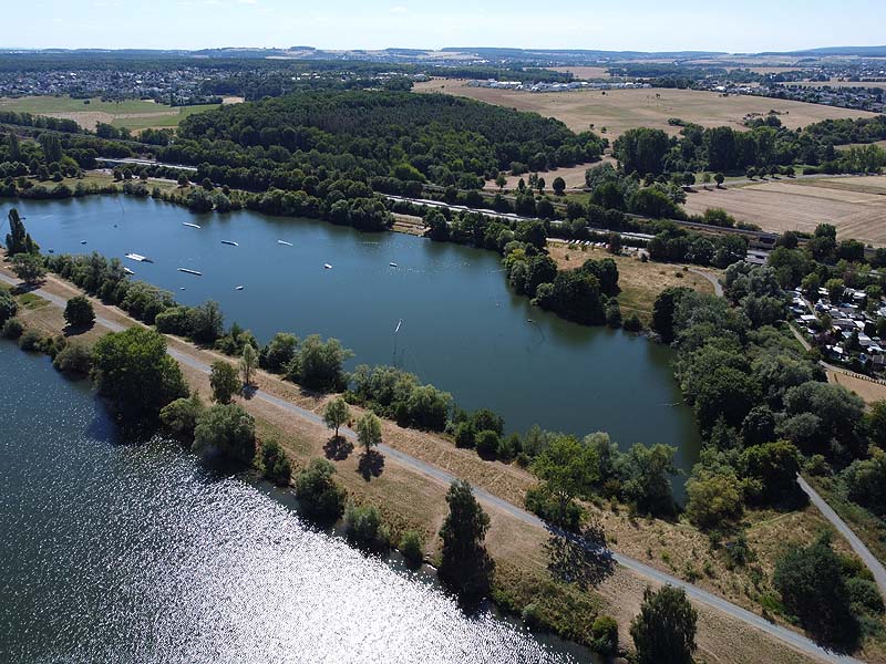 Luftaufnahme, Luftbilder vom Badesee Heuchelheimer Südsee in Heuchelheim