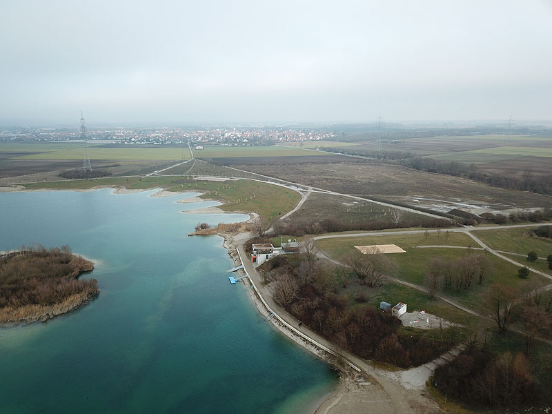 Luftaufnahme vom Hollerner See in Eching