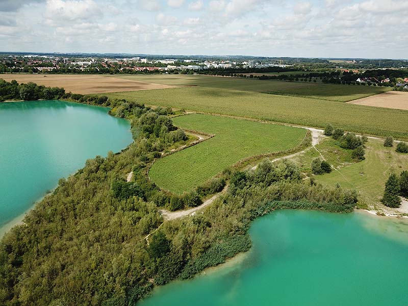 Luftaufnahme vom Hollerner See in Eching aus dem Jahr 2019