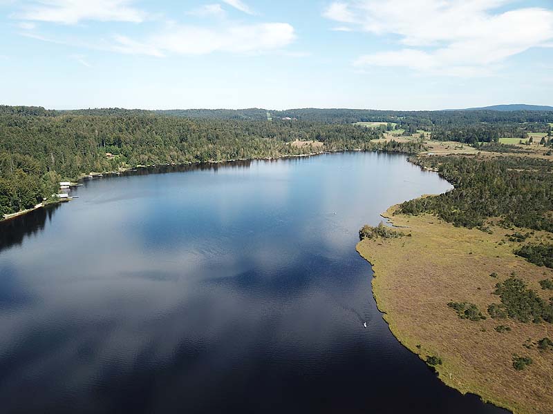 Luftaufnahme, Luftbild vom Kirchsee bei Bad Tölz