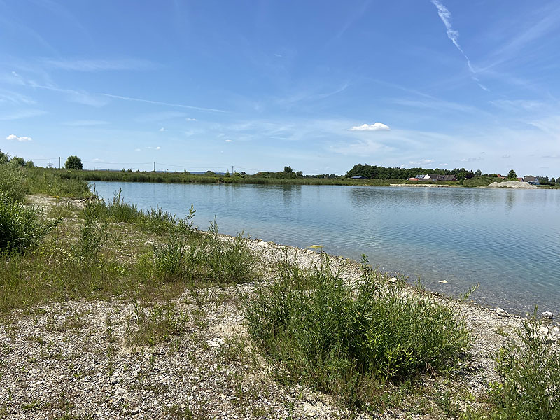 Der Badesee Kochheimer See in Neuburg an der Donau