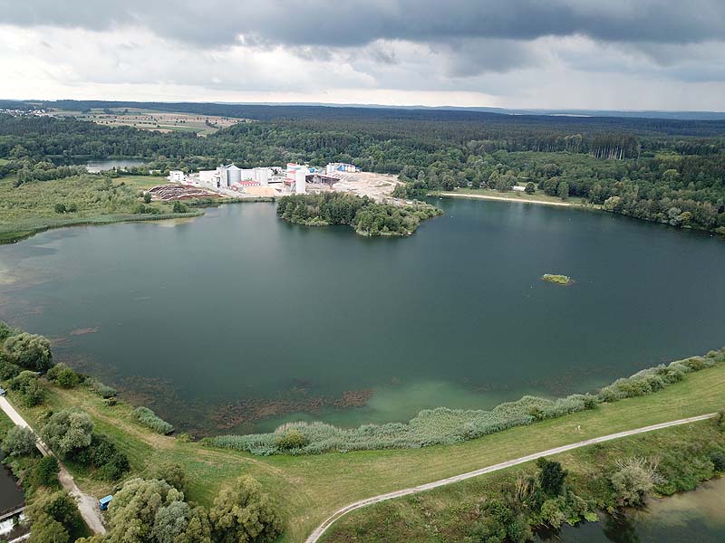 Luftaufnahme, Luftbild vom Baggersee in Krauchenwies