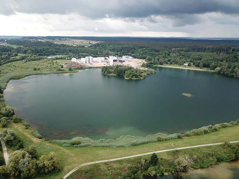 Luftaufnahme, Luftbild vom Baggersee in Krauchenwies