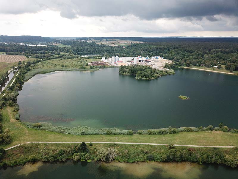 Luftaufnahme, Luftbild vom Baggersee in Krauchenwies