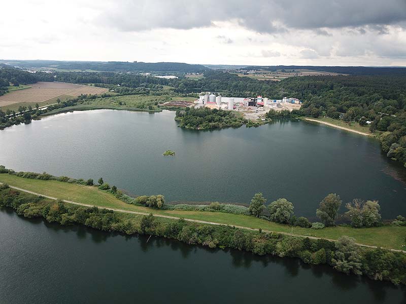 Luftaufnahme, Luftbild vom Baggersee in Krauchenwies