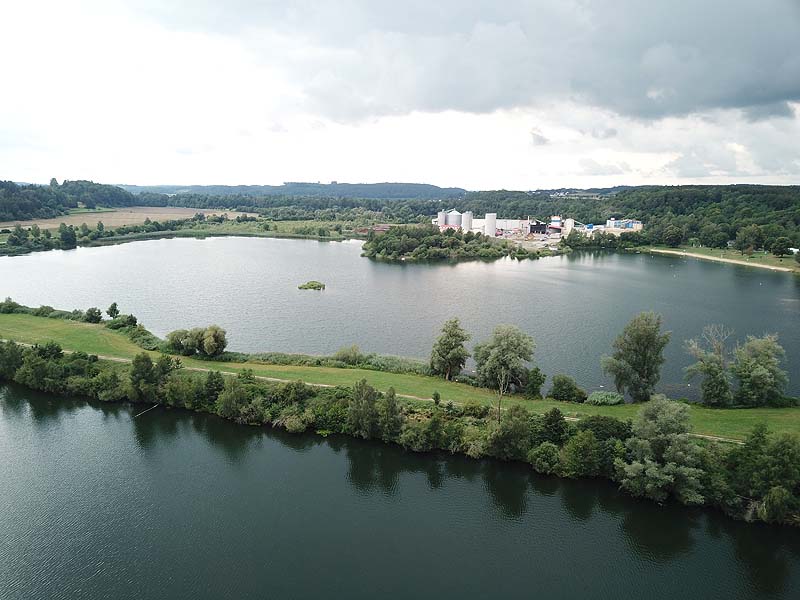 Luftaufnahme, Luftbild vom Baggersee in Krauchenwies