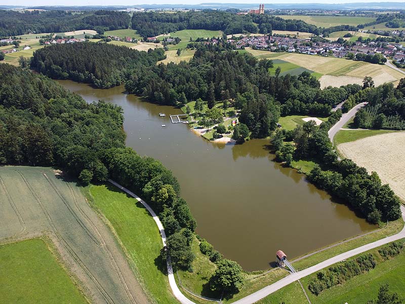 Luftaufnahme, Luftbild vom Kreßbachsee in Ellwangen