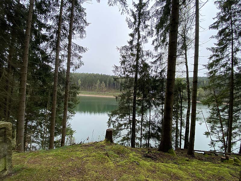Der Lütsche-Stausee in Frankenhain