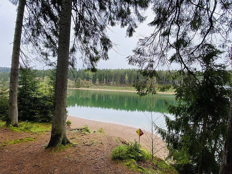 Der Lütsche-Stausee in Frankenhain